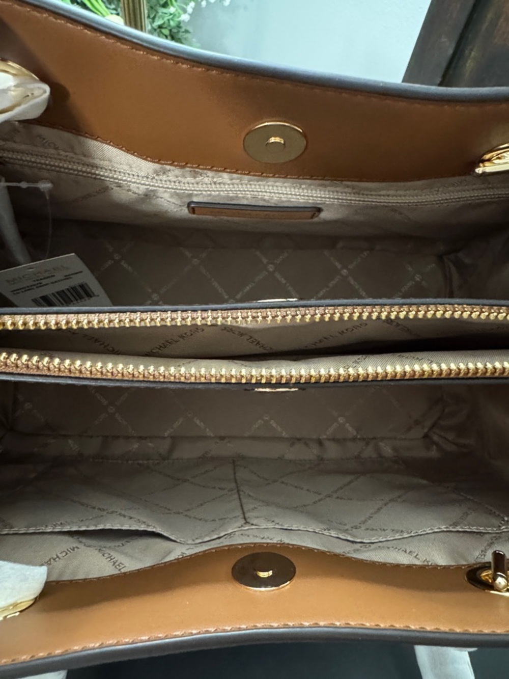 Michael Kors Teagan Long Drop Satchel with Yellow-Trim Wristlet Set NWT - Picture 2 of 14